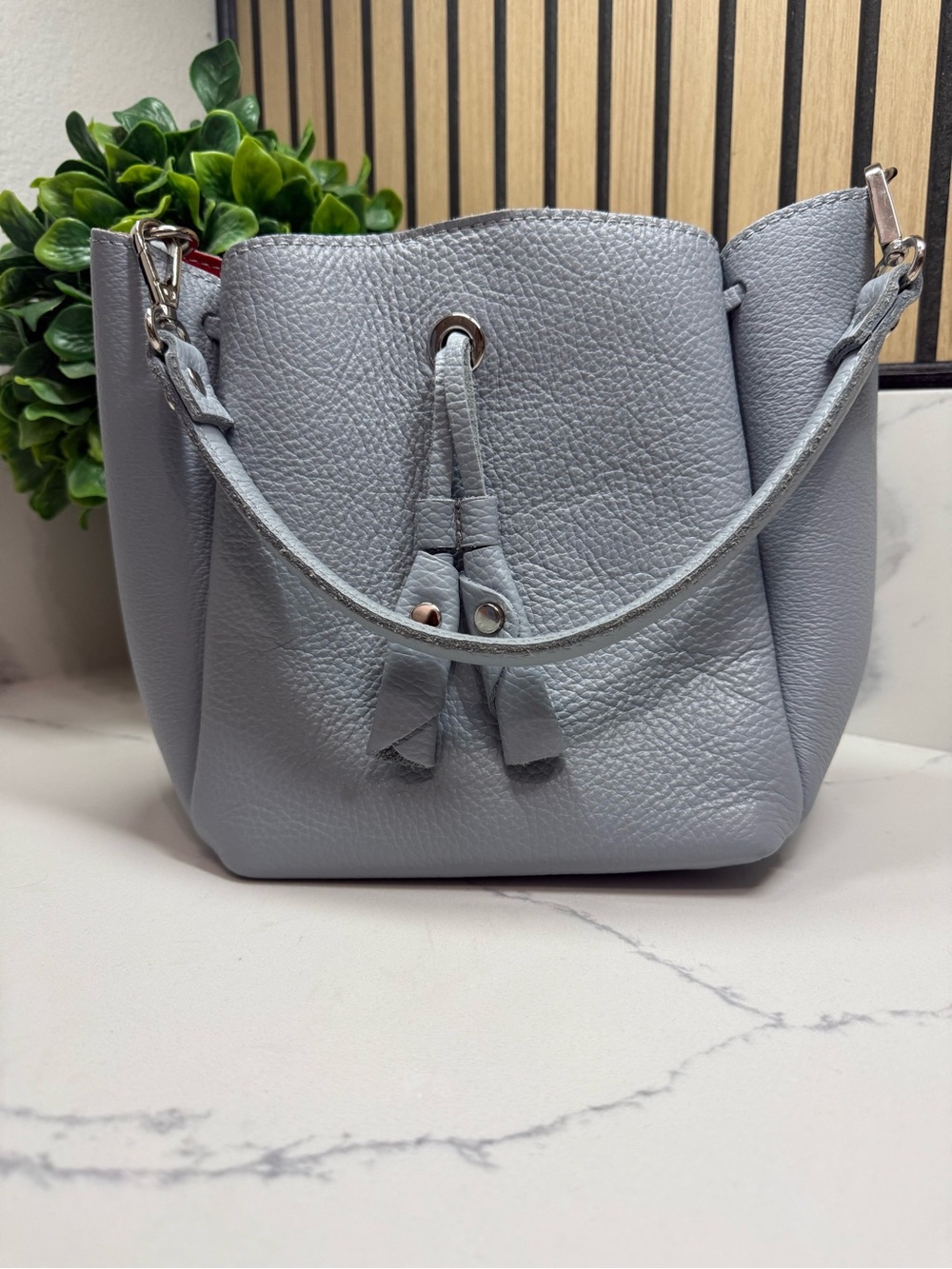 Vera Pelle- Light Blue Women's Drawstring Bucket Bag